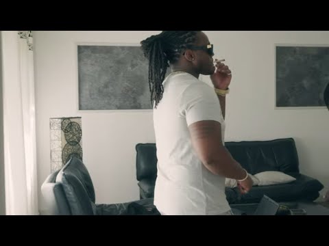 BelafeMDB Vlog Session Studio