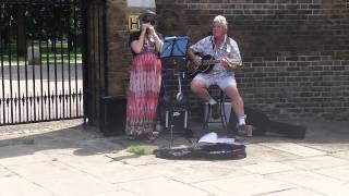 The New Levee Breakers - Busking in Greenwhich - KC Moan