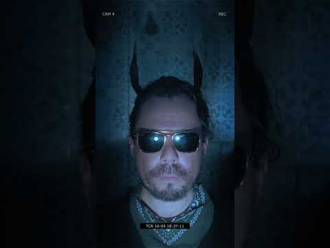 Lobo -  Revólver Plateado