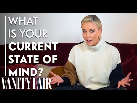 查理茲-塞隆回答個性問題｜普魯斯特問卷調查｜《名利場》。 (Charlize Theron Answers Personality Revealing Questions | Proust Questionnaire | Vanity Fair)