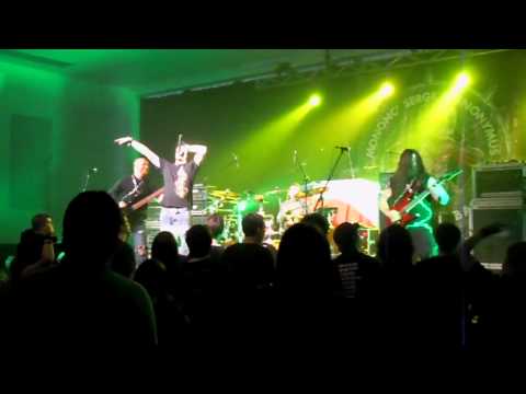 Massive Slavery : Global Enslavement