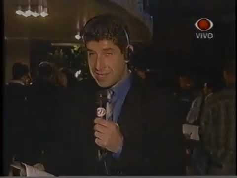 Comunicado sobre a saúde do cantor Leandro na Band. Intervalo de Documento Especial 15/06/1998