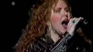 T&#39;pau - Taking Time Out (Live)