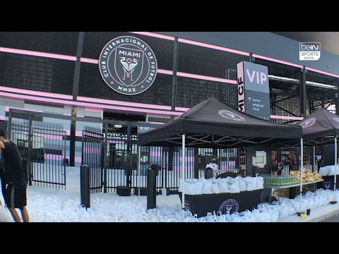 Inter Miami Delivers Food To Those in Need