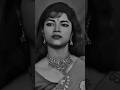 Dhoop Mein Nikla Na Karo Youtubeshorts Trendingshorts Song Amitabhbachchan Viralshort Love