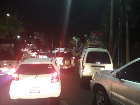 Tráfico colapsa en varios puntos de Managua
