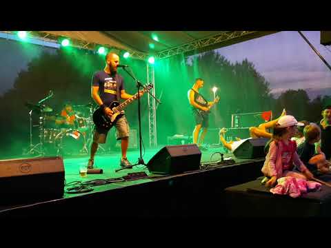 220 Voltů - 220 V - Cigára (pálit, pálit, pálit)