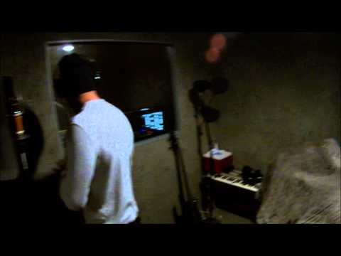 TURN IT UP ENTERTAINMENT SHORT STUDIO TOUR/SESSION