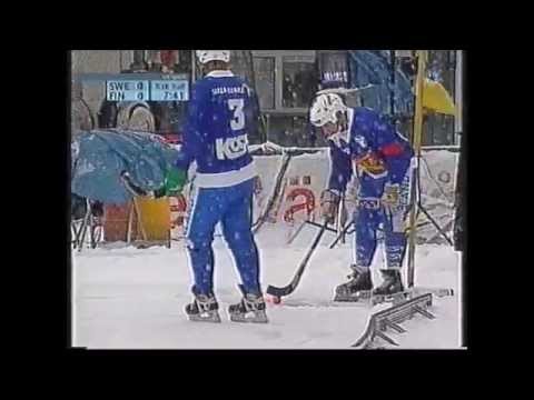 BANDY: VM-FINAL 2004 SVERIGE-FINLAND