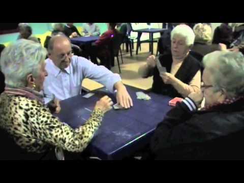 Il gioco della briscola al "Divertimento"