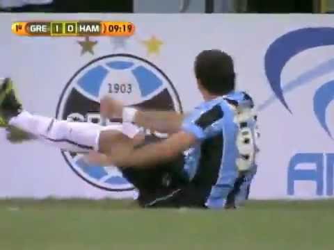 André Lima faz primeiro gol da Arena e comemora imitando Kidiaba