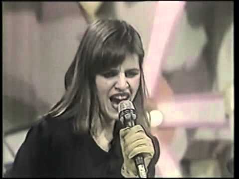 Feliz Domingo - Fabiana Cantilo Ana no duerme 1986