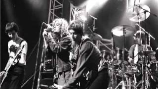 R.E.M. Can&#39;t Control Myself [The Halloween show, 1983] 8/8