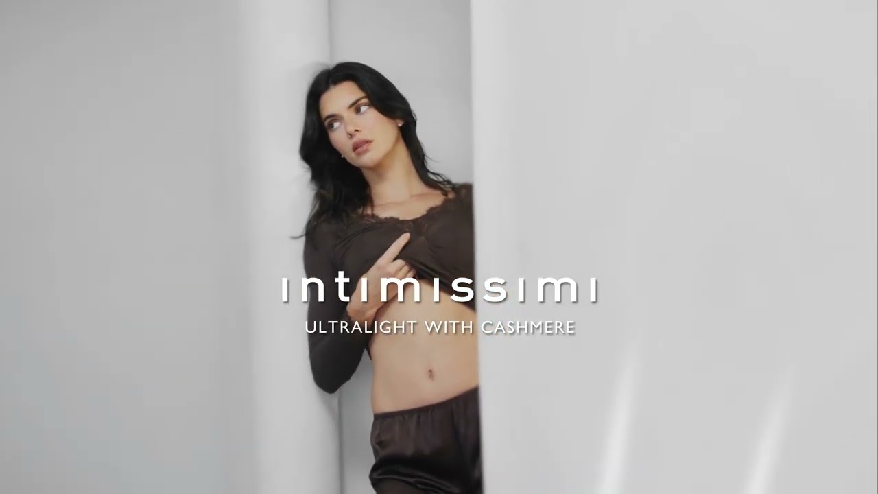 Kendall Jenner x Intimissimi Ultralight with Cashmere mocha 16:19 - YouTube