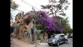 preview picture of video 'Crazy House, DaLat, Vietnam'