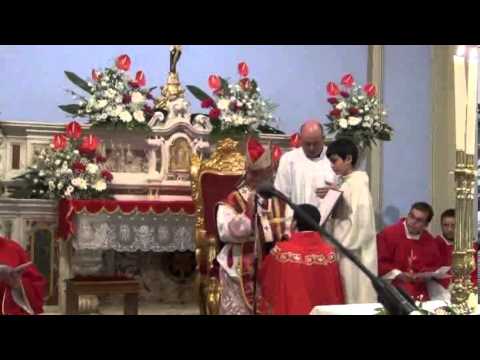 18 Giugno 2013 -    La comunità di Girifalco a Zagarise con Don Antonio new)