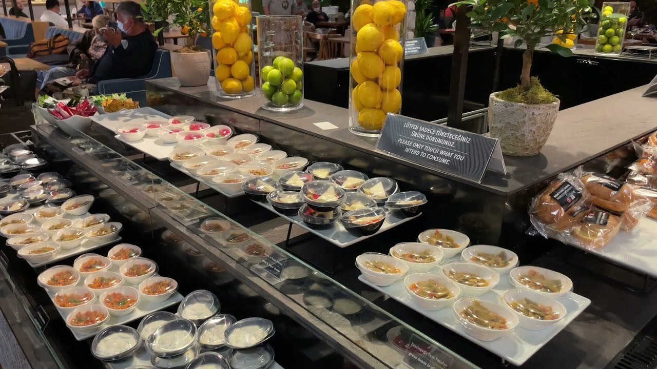 Turkish Airlines Business Lounge