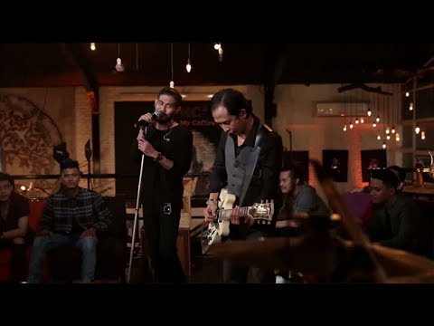 Piyu & Dion Agung - Alasan Terbesar (Live at Music Everywhere) * *