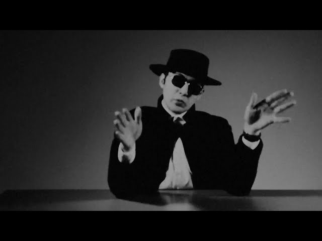 All Stripped Down- an interview with "Tom Waits"