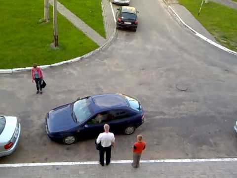 Нагледен "урок" по паркиране