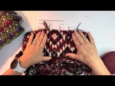 Knitting with Three Colors and Catching Long Floats