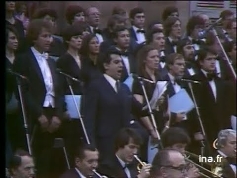 Plácido Domingo sings Marseillaise 1981