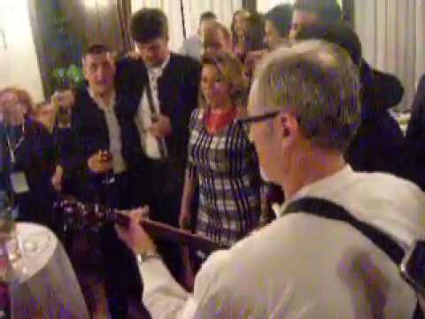 Zbog jedne divne crne žene - Neda Ukarden i klapa Vir