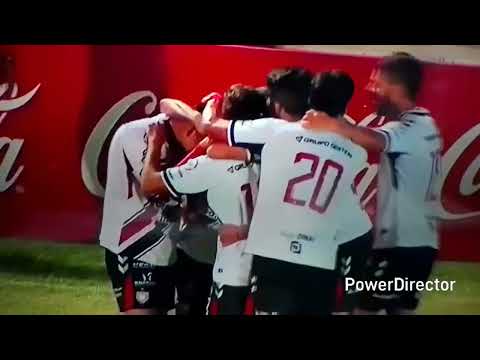 Golazo de Víctor Figueroa. Chacarita lo enterró a Temperley en Turdera.