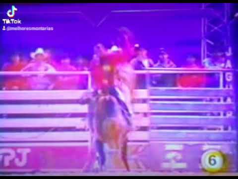 ALEXANDRE DE JESUS X DEMOLIDOR - RODEIO DE JAGUARIÚNA 2005