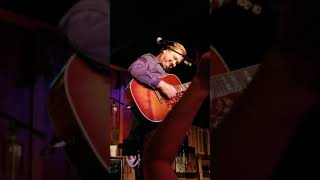 Steve Wariner - A Woman Loves