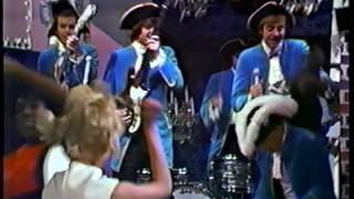 Paul Revere and the Raiders "Steppin Out" 1966