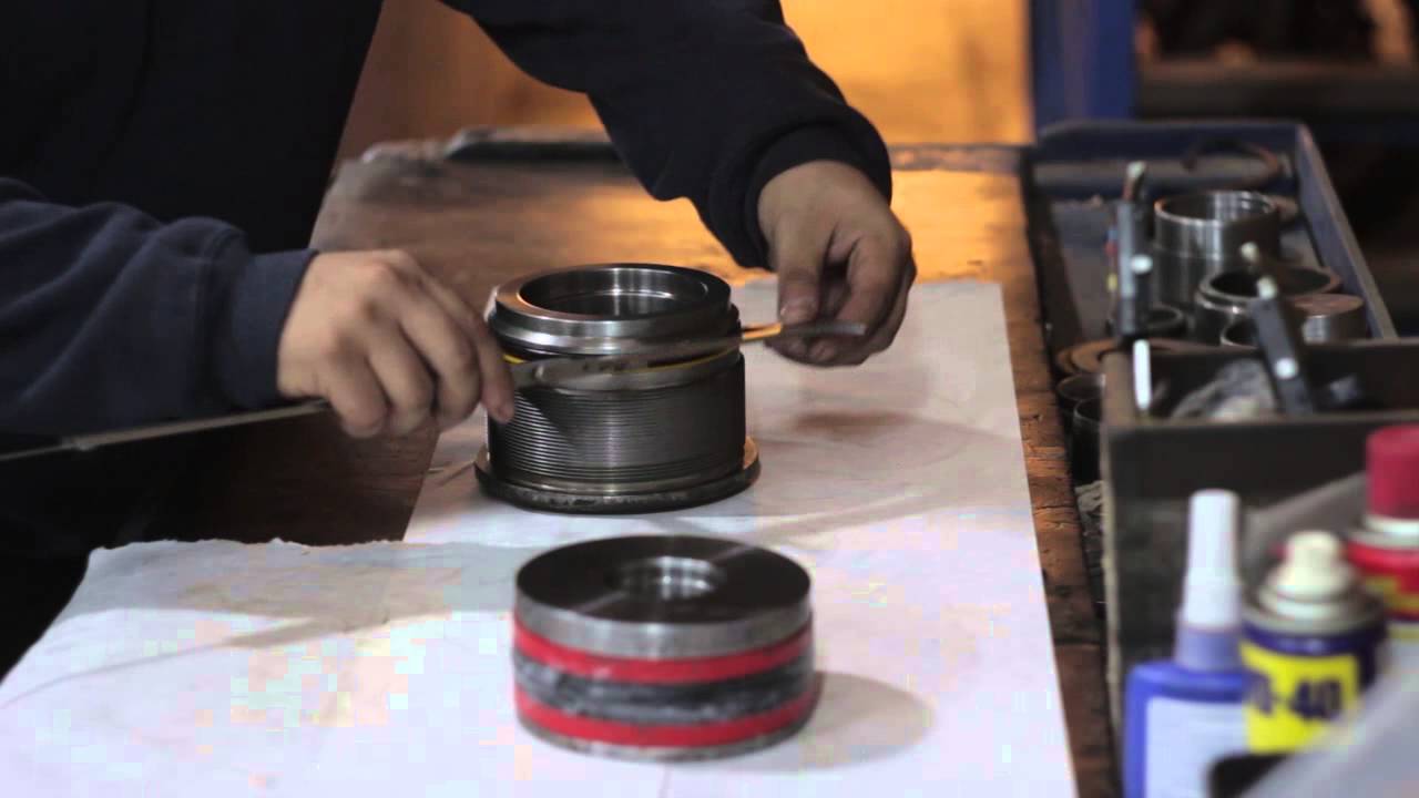 Video de Capacitación: Armar un Cilindro Hidráulico en Reparación