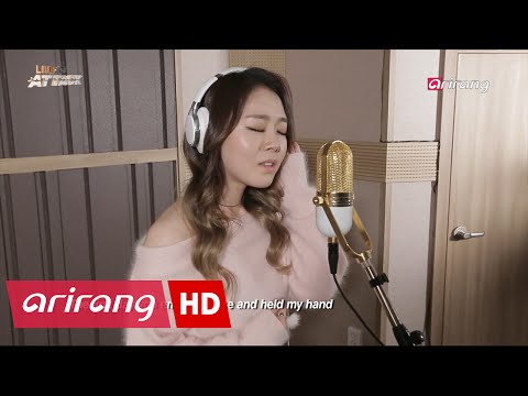 [HOT!] Singer Lee Ye-joon's mesmerizing live singing with her song 'Beautiful Lady'