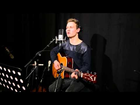 "Too close" (Alex Clare) covered by Felix Schulze