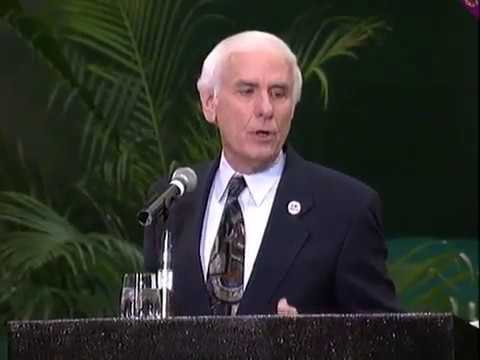 Jim Rohn (ITA) - CRESCITA PERSONALE - La vita e gli affari sono come le stagioni