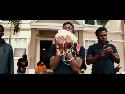 GrownBoiTrap - Hunnit Bands ( Official Music Video )