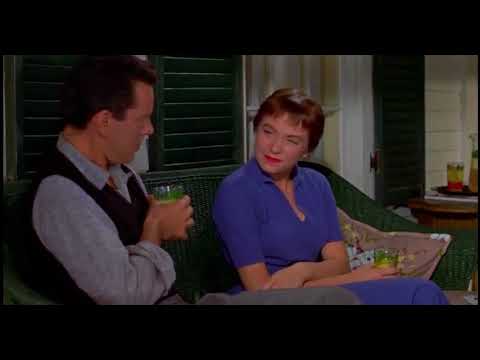 Autumn Serenade by The Modernaires (1945) – Vintage Halloween Movies