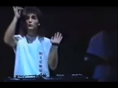Robert "Micro" Molnar — 1990 DMC World Finals