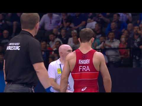 1/4 FS - 74 kg: J. BURROUGHS (USA) df. Z. KHADJIEV (FRA) by VSU1, 13-2