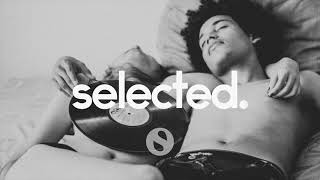 Dennis Lloyd – Never Go Back (Eden Prince Remix)