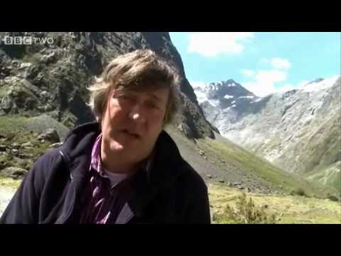 Stephen Fry jokes about bird names - Last Chance to See - BBC
