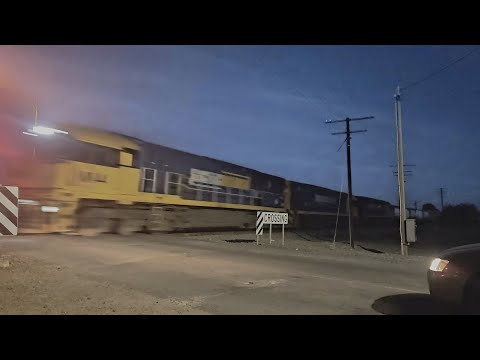 1MP2 PN Steelie/Intermodal (NR22, NR44, NR104), Melbourne to Perth, 2125, 19/1/25, Stawell VIC