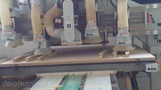 Máy gia công trung tâm cnc 4 router 1 cưa