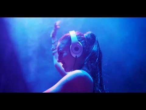 Sunny Marleen feat. Alisa Fedele - Dirty Liar (Official Video)