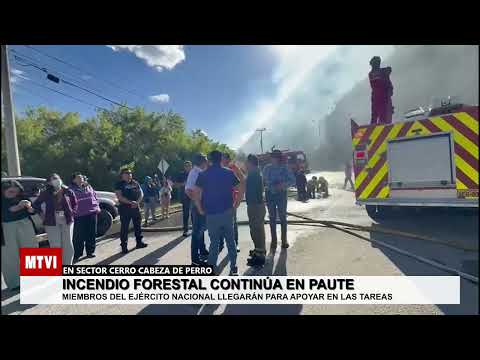 Continúa ardiendo el cerro denominado Cabeza de Perro en Paute