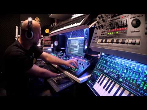 Anne Clark - Our Darkness (TSOB remix by Q'pnz)