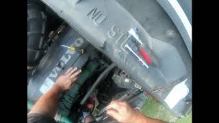 Changing an Intake Boost Sensor on a 2014 Volvo VNL 780