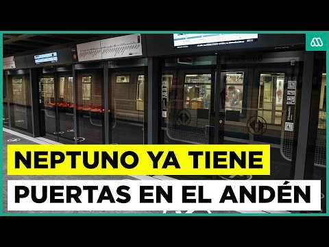 Metro de Santiago instala nuevas puertas de andén en estación Neptuno