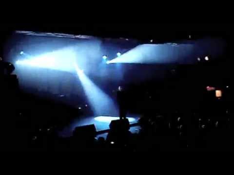 Videoclip de Deutschmaschine (Live) — And One