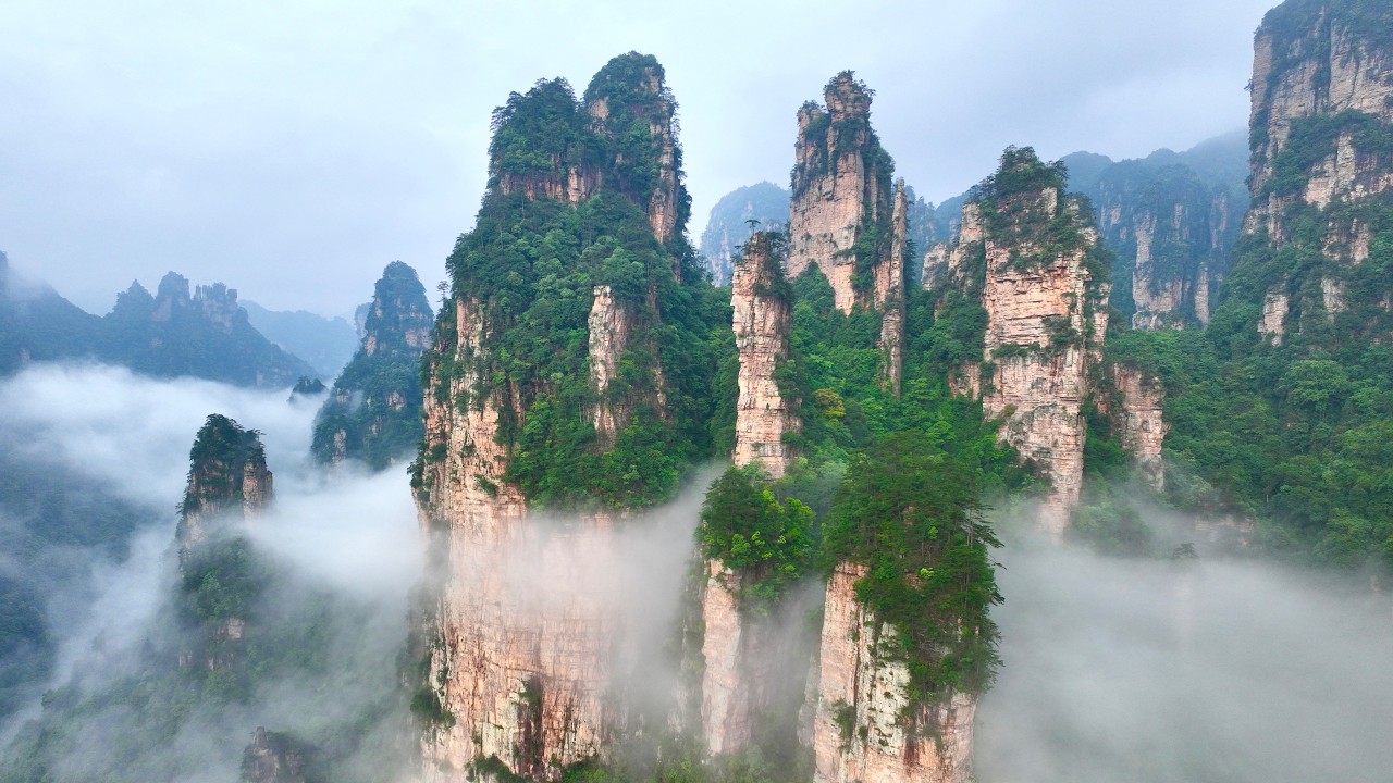 Zhangjiajie: el majestuoso mar de nubes en la Galería de las Diez Millas